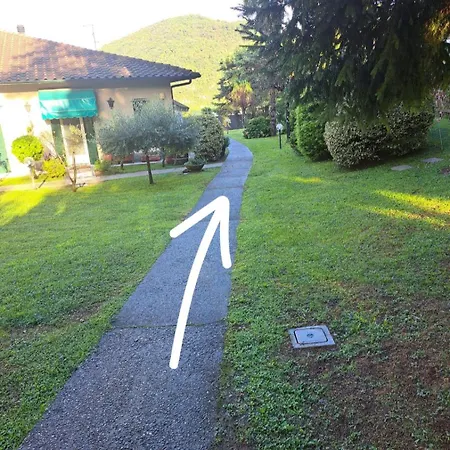 Prázdninový dům Ina Lavena Ponte Tresa